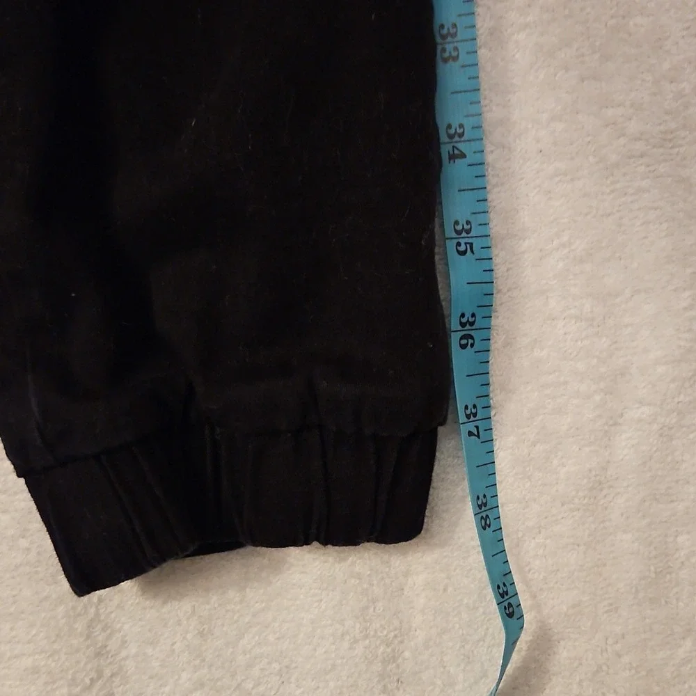 WT02 Men's Black Jogger Pants Cotton Spandex Size M Elastic Waist Tapered